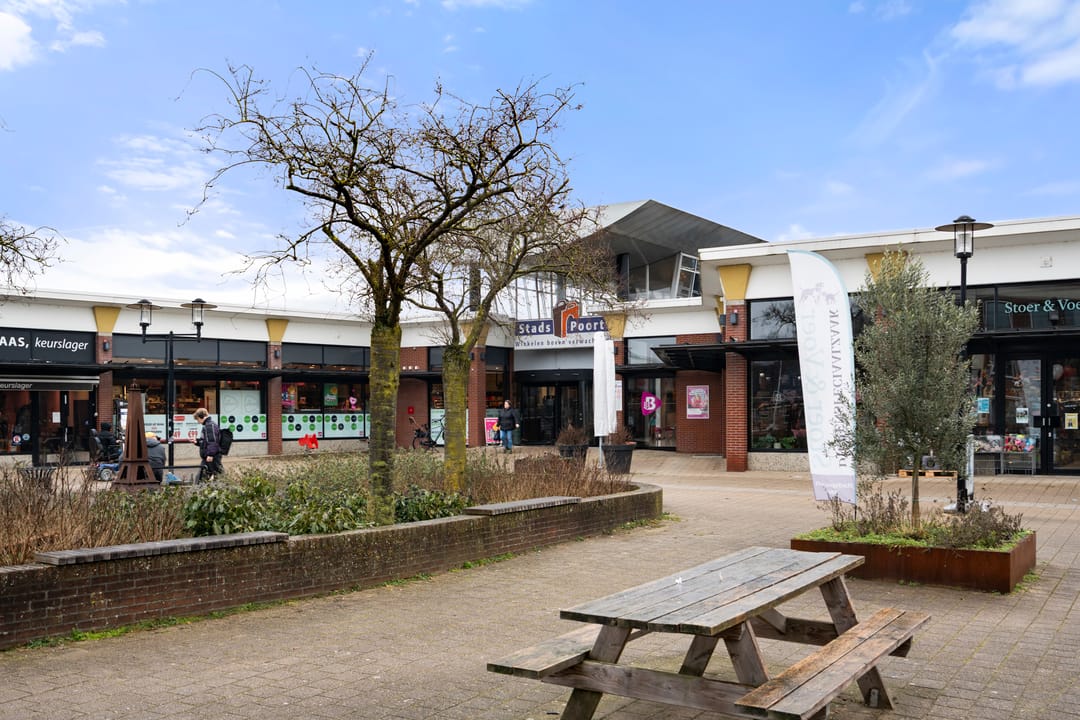 Photo 31 of De Gasperisingel 64