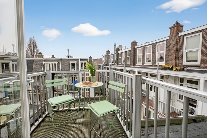 Foto 11 van Van Ostadestraat 301-4