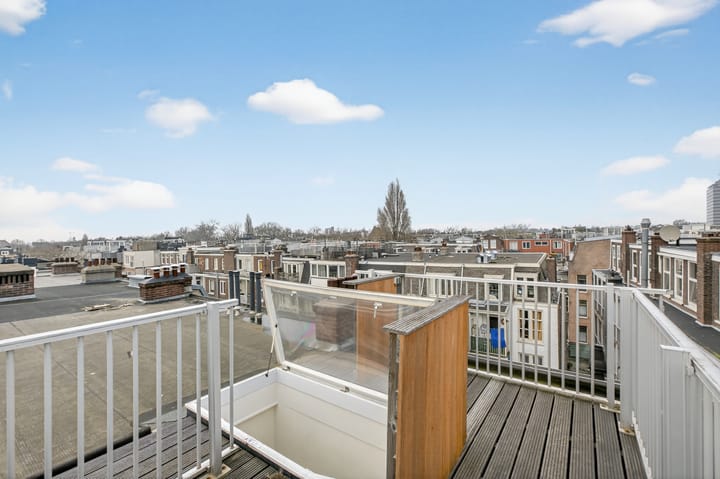 Foto 14 van Van Ostadestraat 301-4