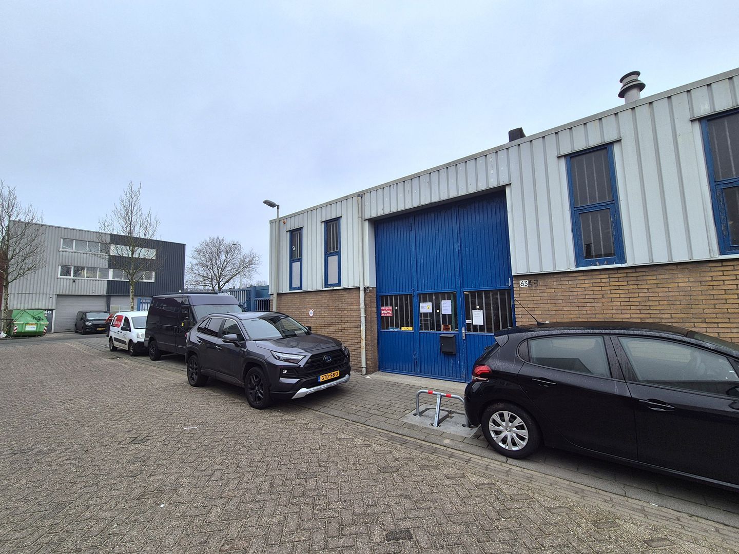 View photo 2 of Dekkershoek 63