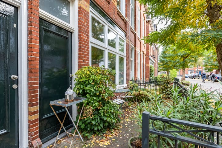 Emmastraat 18