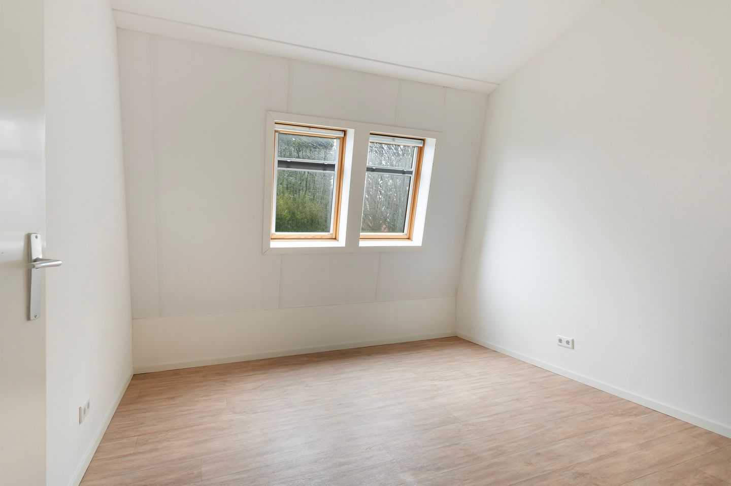 Foto 10 van Dennenweg 183