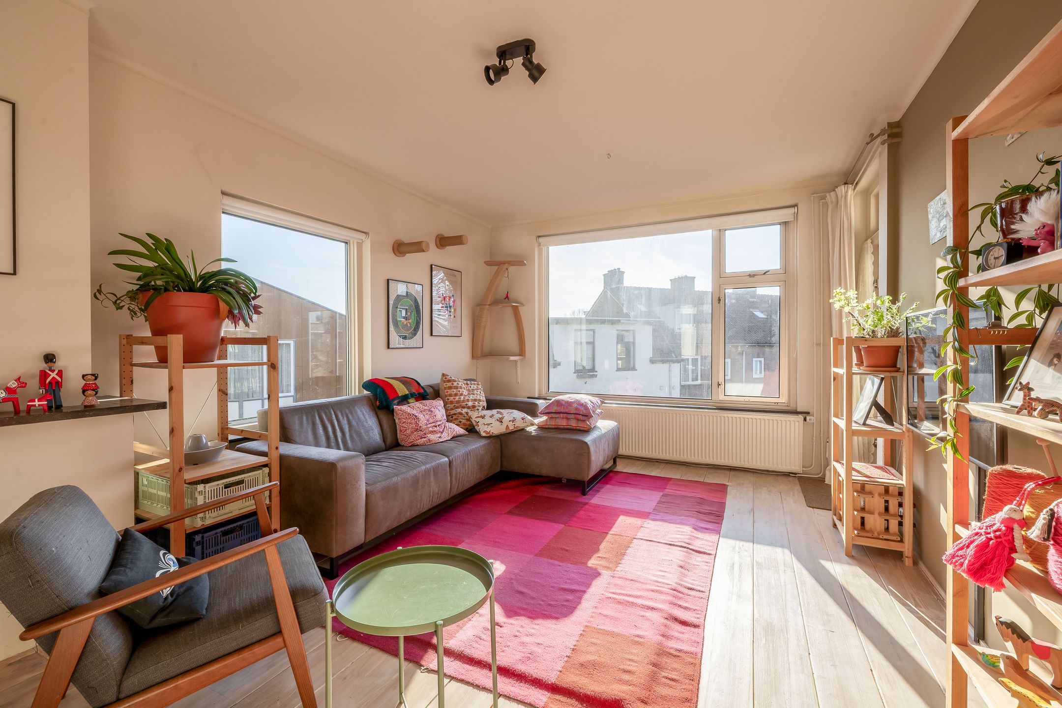 Photo 12 of Niemeijerstraat 10-I