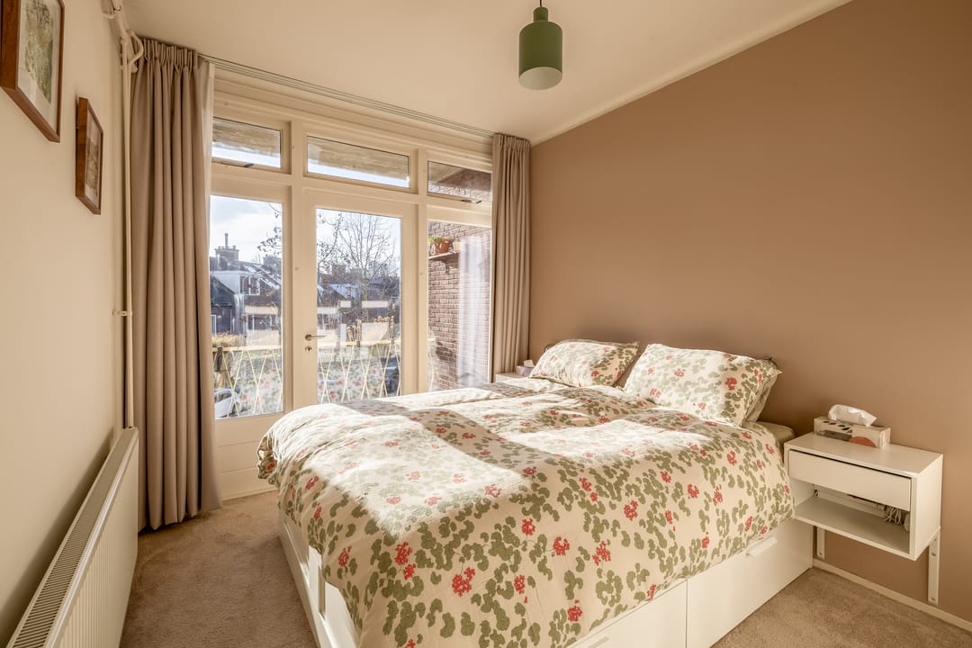 Photo 22 of Niemeijerstraat 10-I