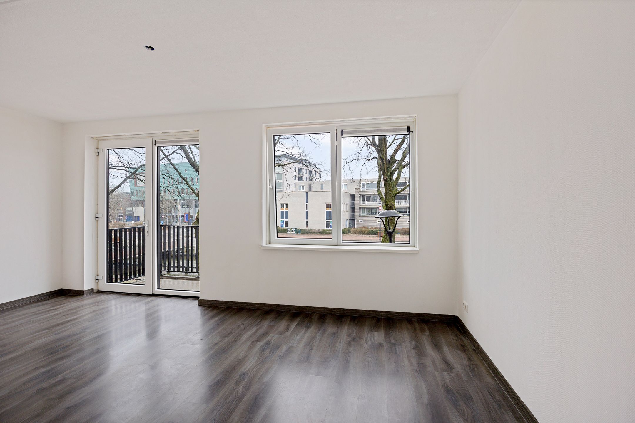 Photo 15 of Dr. Schaepmanstraat 97