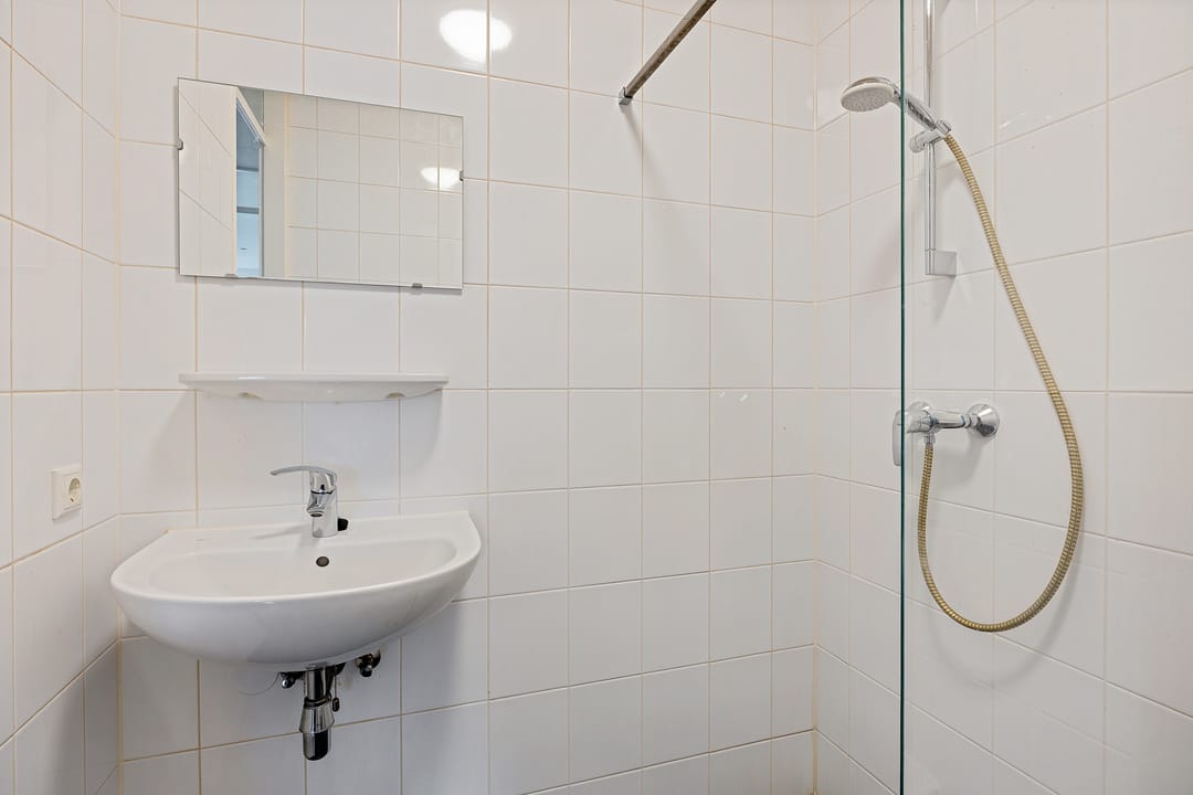 Photo 26 of Dr. Schaepmanstraat 97