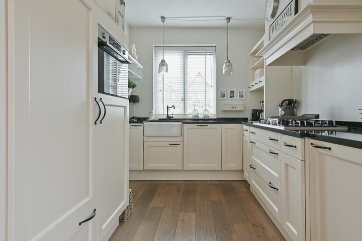 Photo 16 of Verbeekstraat 2