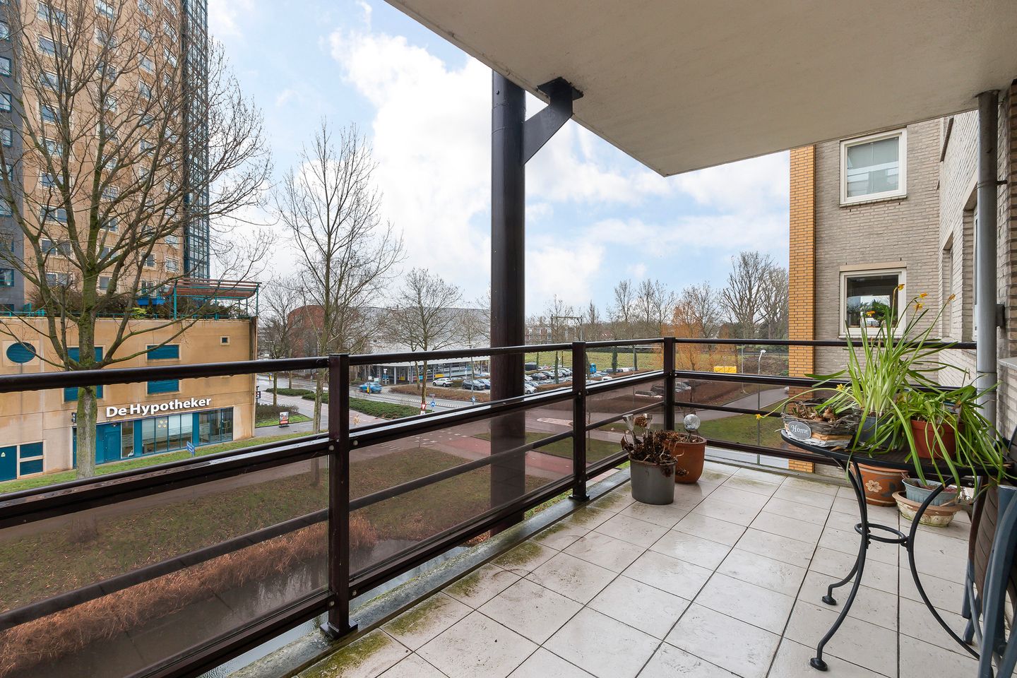 Foto 25 van Merbau 94