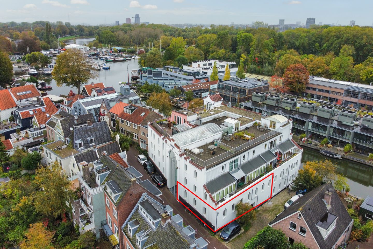 Foto 34 van Nieuwendammerdijk 248-B