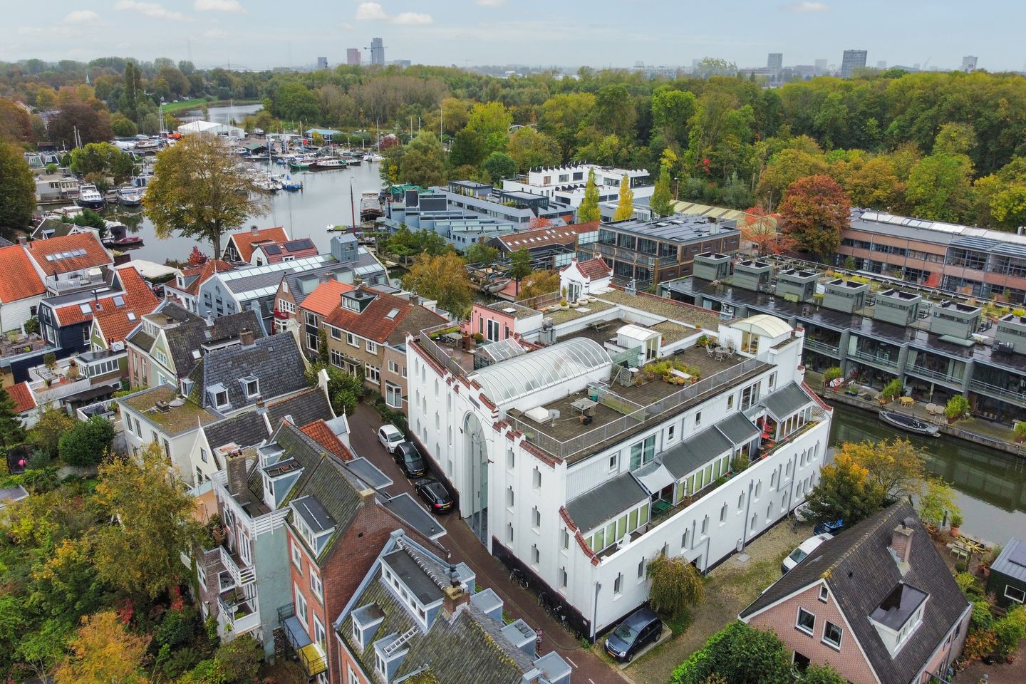 Foto 35 van Nieuwendammerdijk 248-B