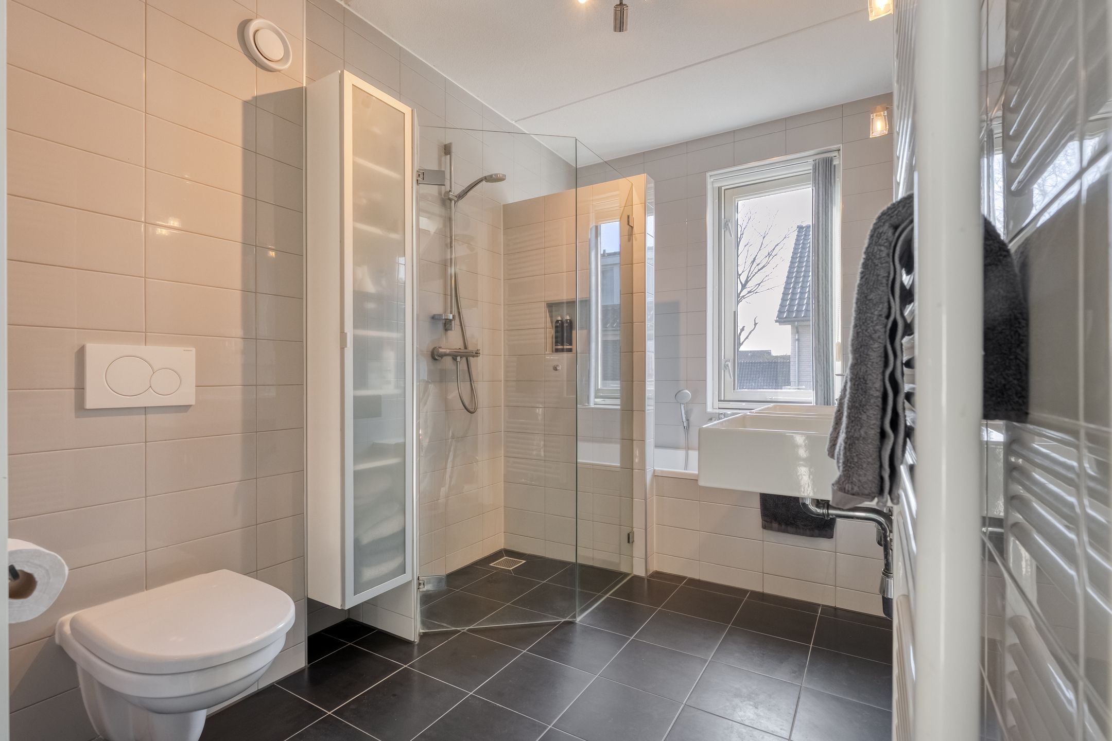 Foto 15 van Bakhuijs Roozeboomlaan 8