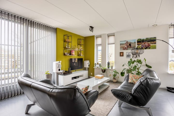 Photo 10 of J.J. Willingestraat 11