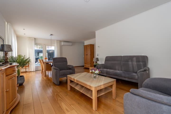 Photo 4 of A.H. van Swinderenstraat 10