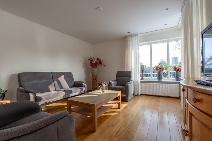 Photo 7 of A.H. van Swinderenstraat 10