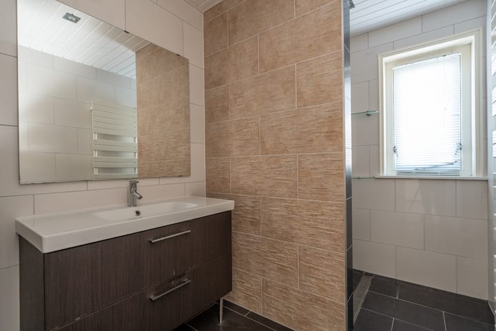 Photo 17 of A.H. van Swinderenstraat 10