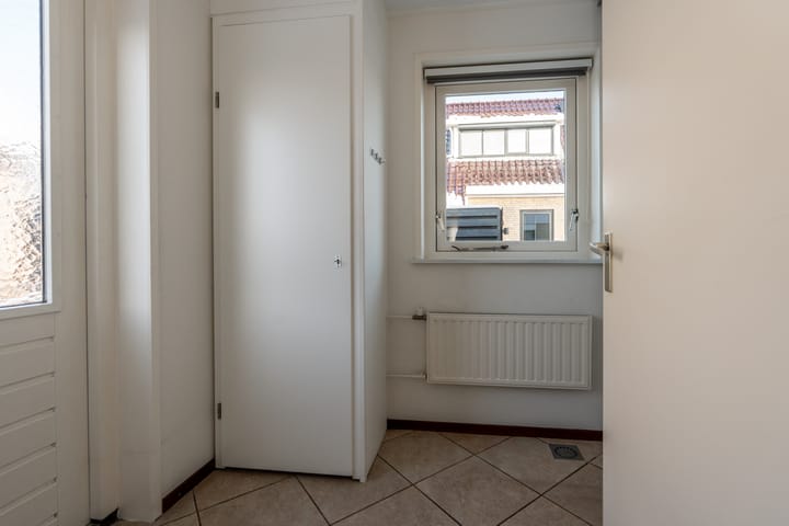 Photo 14 of A.H. van Swinderenstraat 10