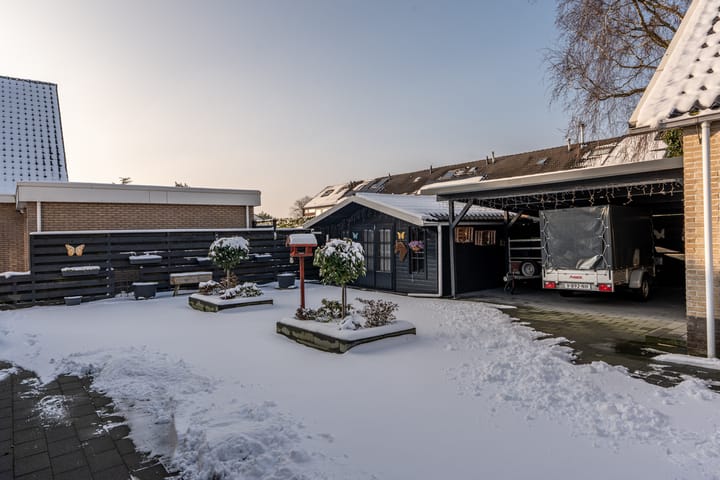 Photo 37 of A.H. van Swinderenstraat 10