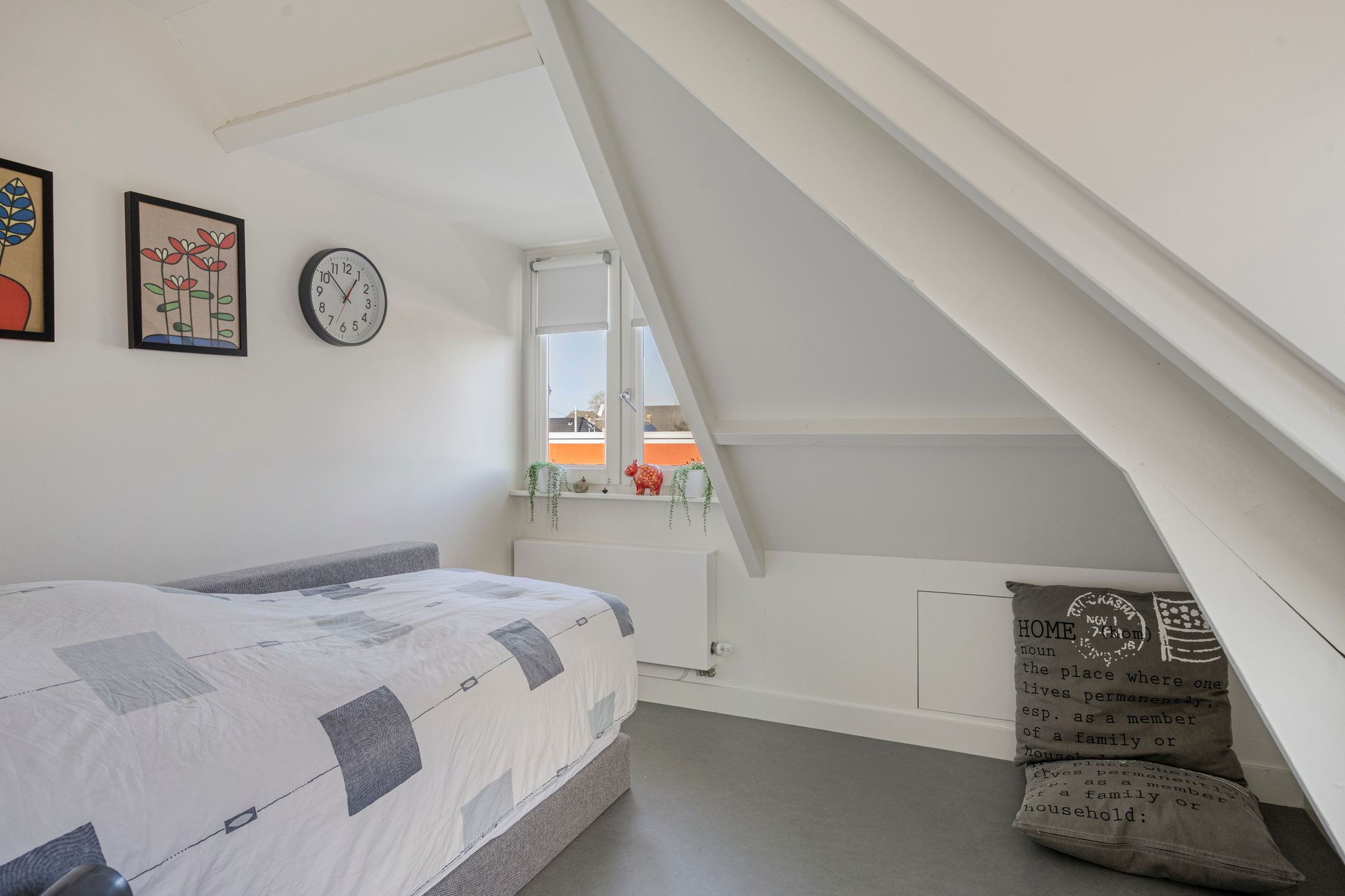 Foto 27 van Nairacstraat 9