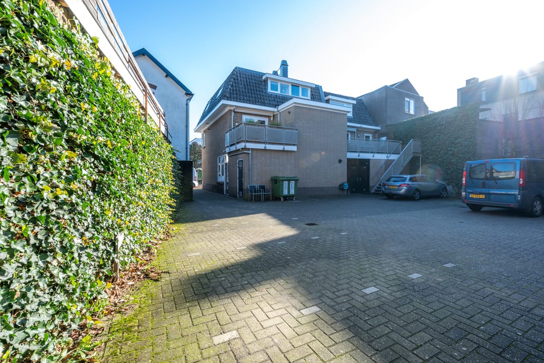 Foto 32 van Rozenburg 13