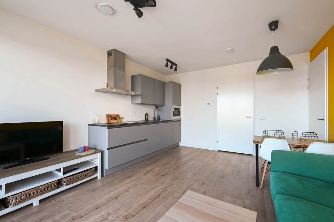 Photo 7 of Waldorpstraat 1734