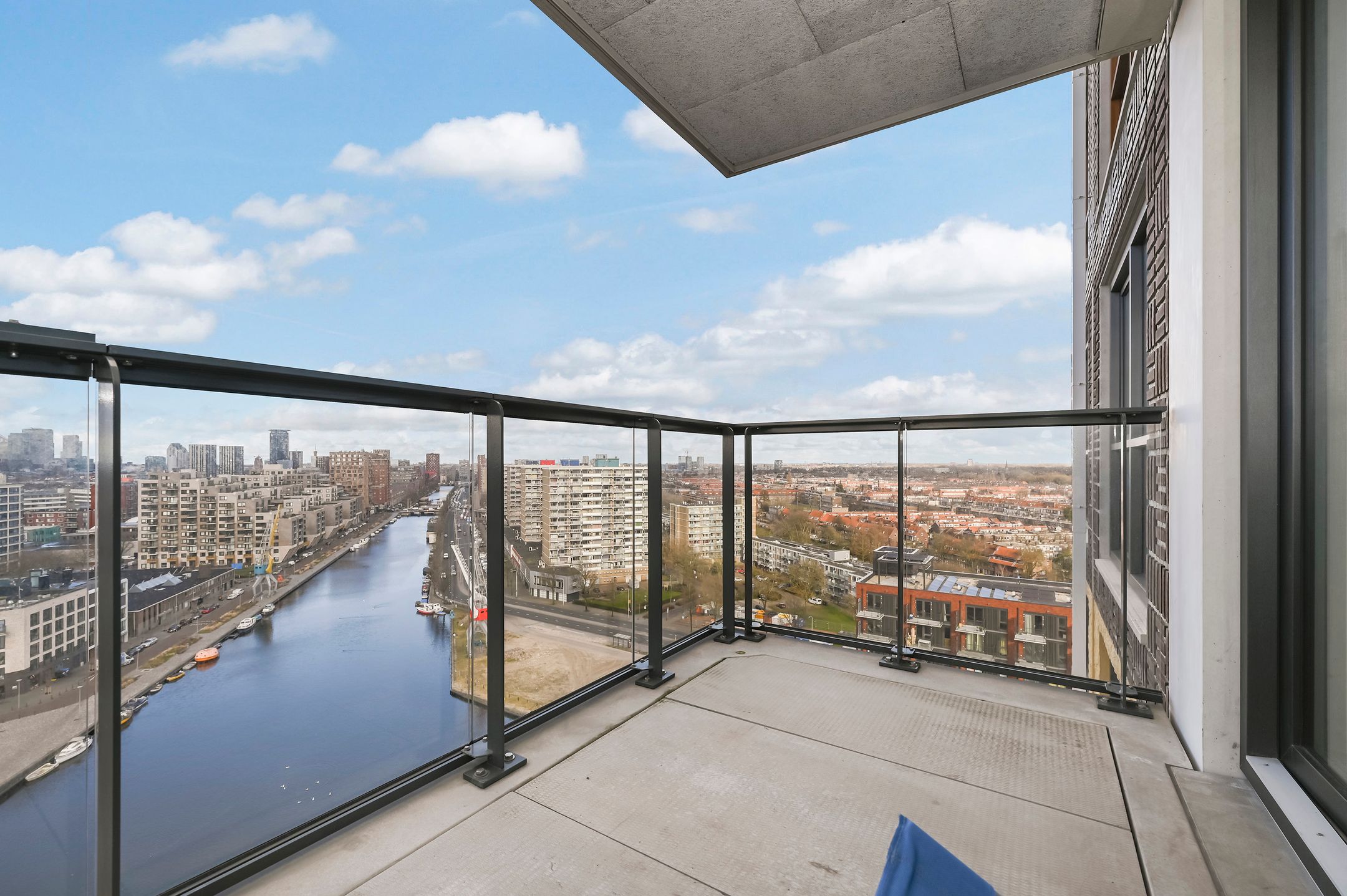 Photo 9 of Waldorpstraat 1734