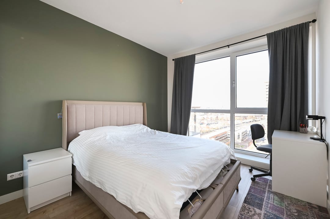 Photo 13 of Waldorpstraat 1734