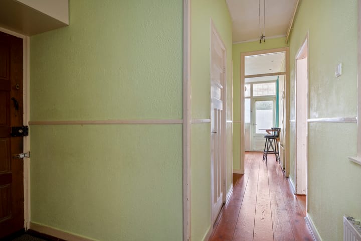 Photo 5 of Oudemansstraat 379