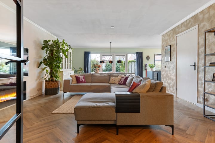 Foto 24 van Stationsstraat 15