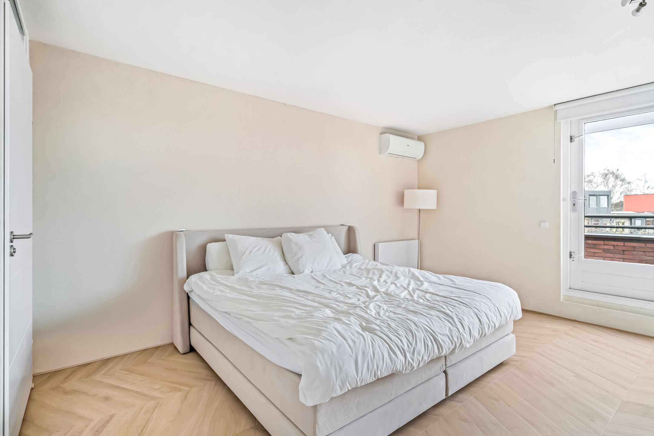 Photo 30 of Lage Geeren 19