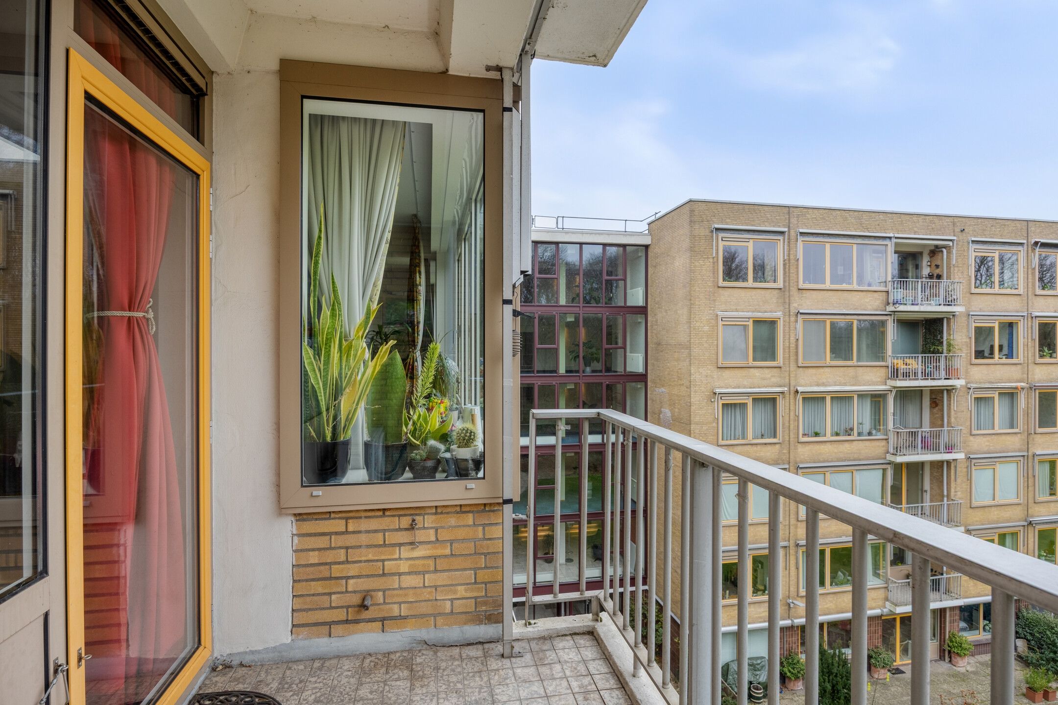 Foto 24 van Leidsestraatweg 15-424