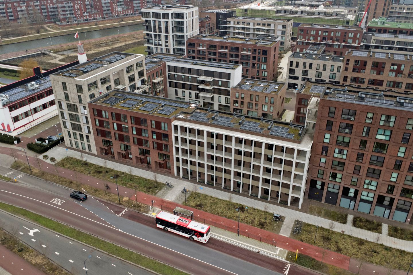 Photo 50 of Cornelia Moeslaan 4