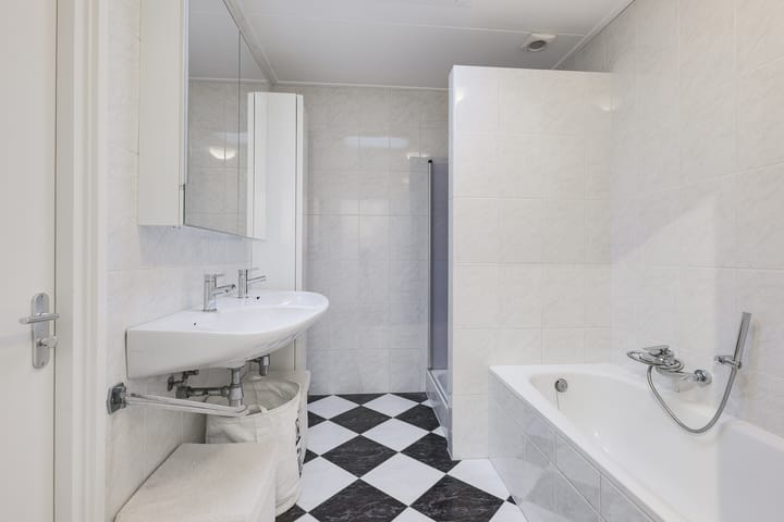 Photo 5 of Dorpsstraat 68