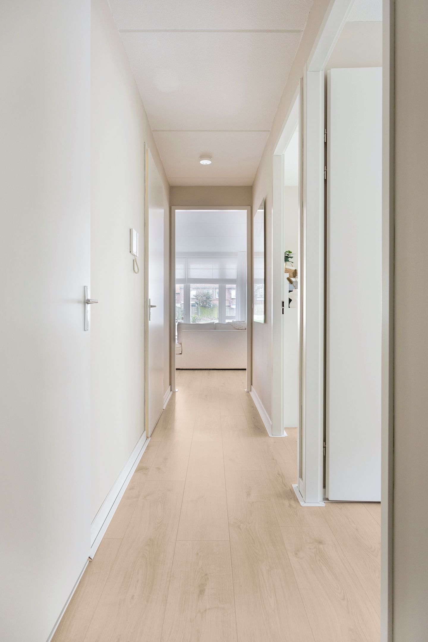 Foto 15 van Molenstraat 27-C