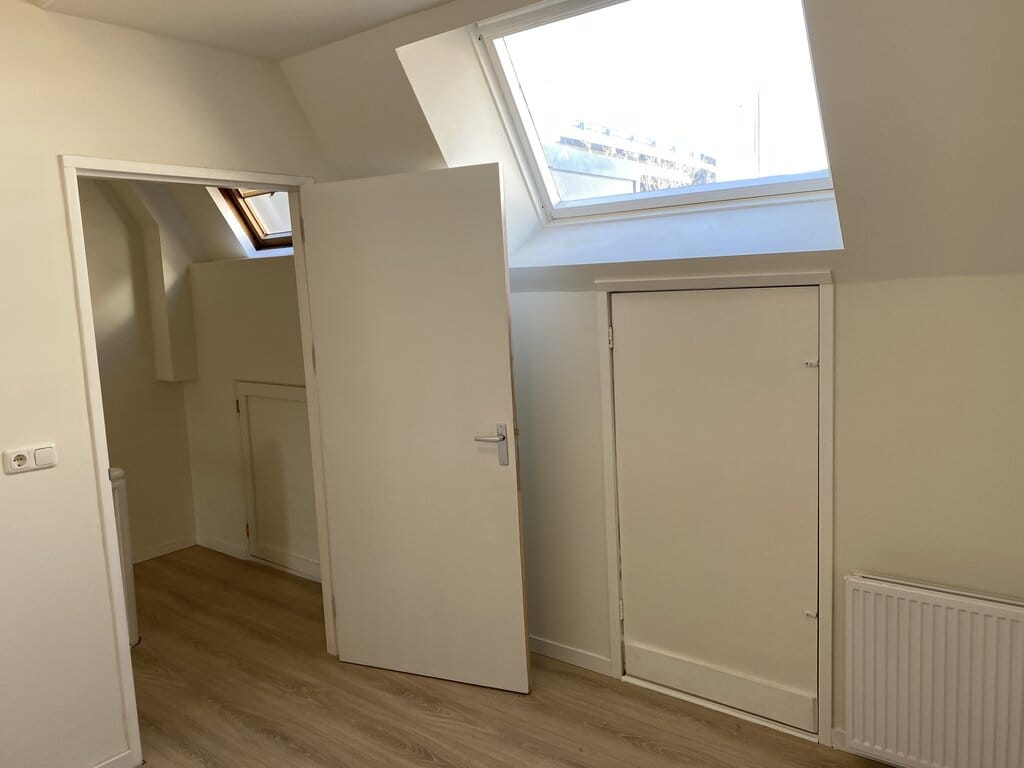 Foto 16 van Leeuwenstraat 40-B