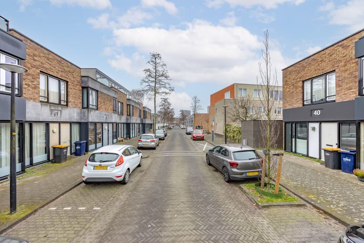 Foto 31 van Lisdoddestraat 43