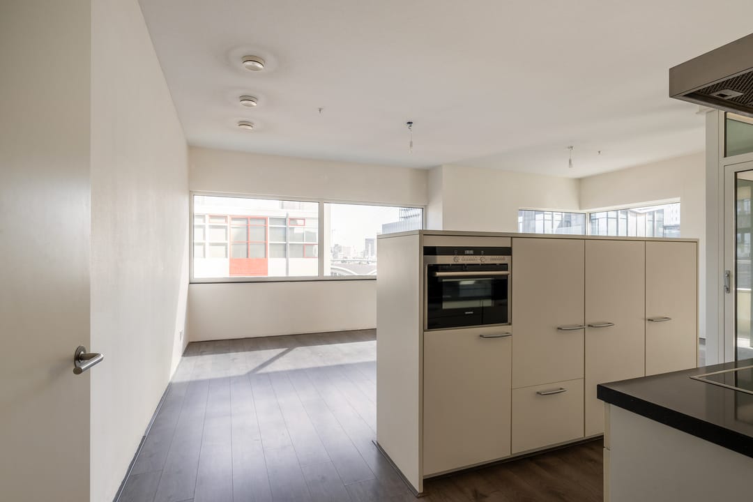 Foto 17 van Van der Hoevenplein 13