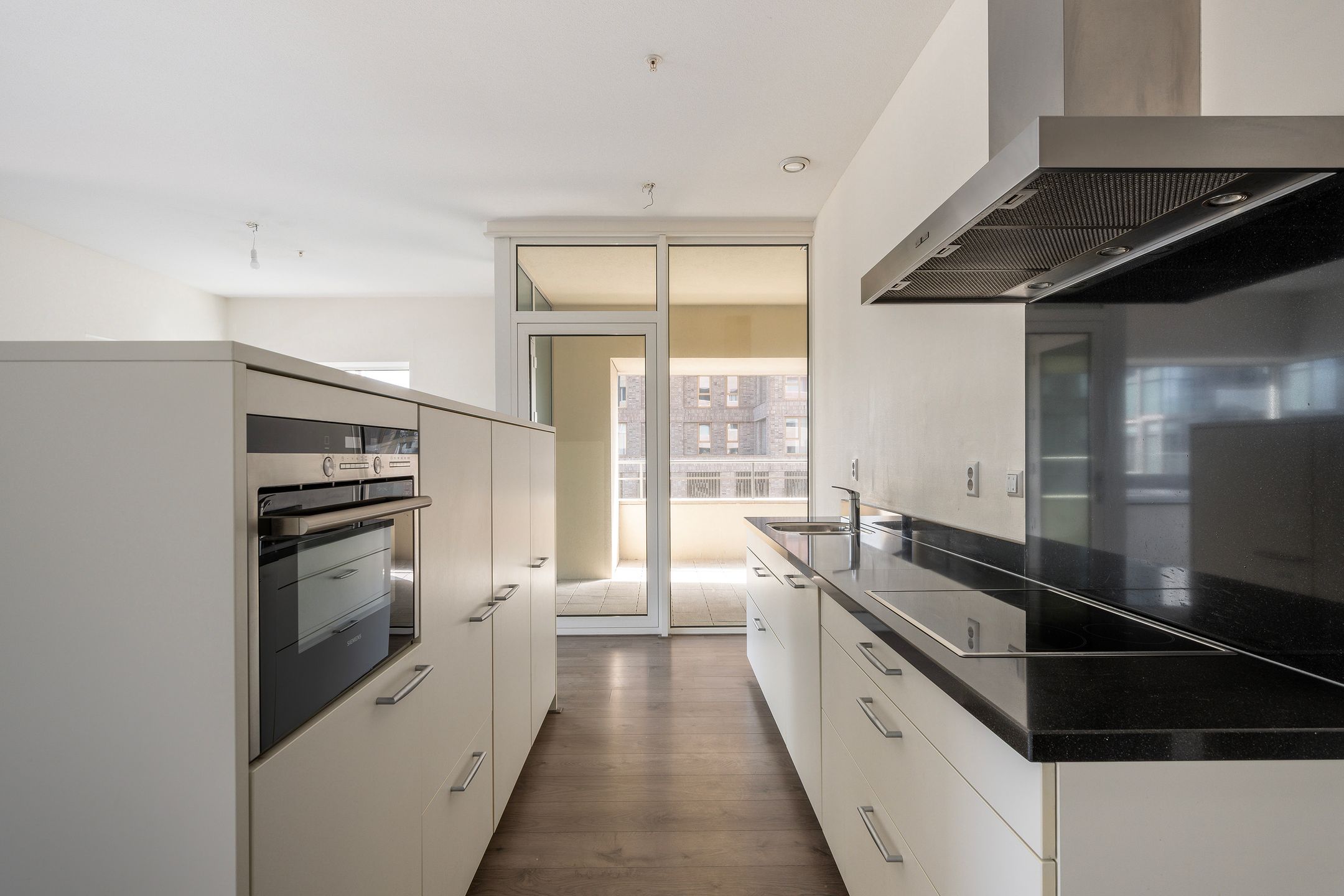 Foto 18 van Van der Hoevenplein 13