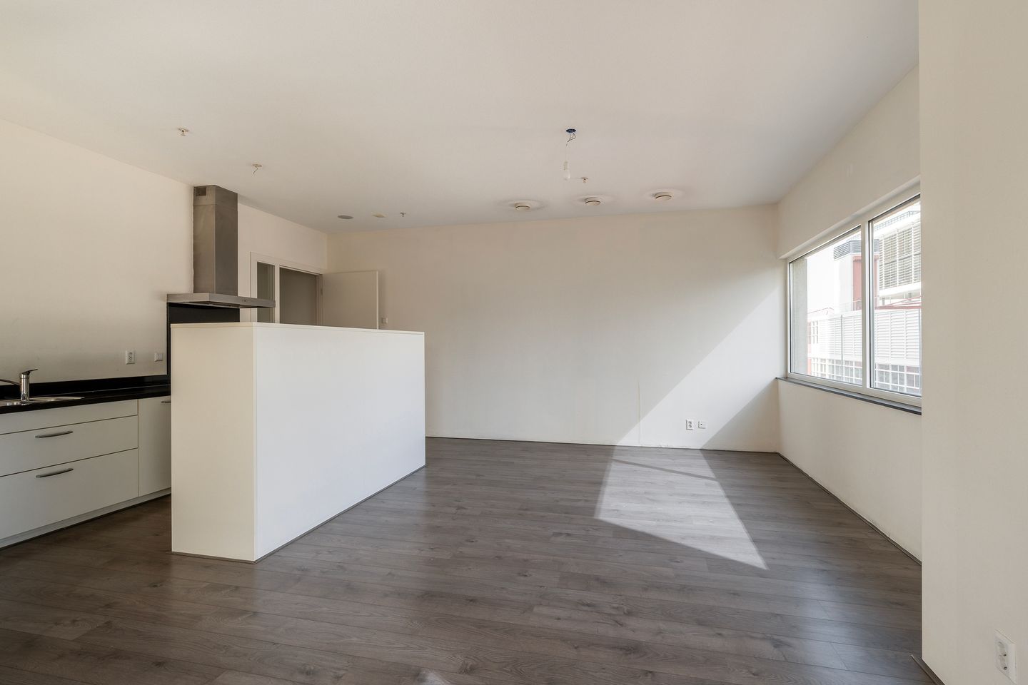 Foto 20 van Van der Hoevenplein 13