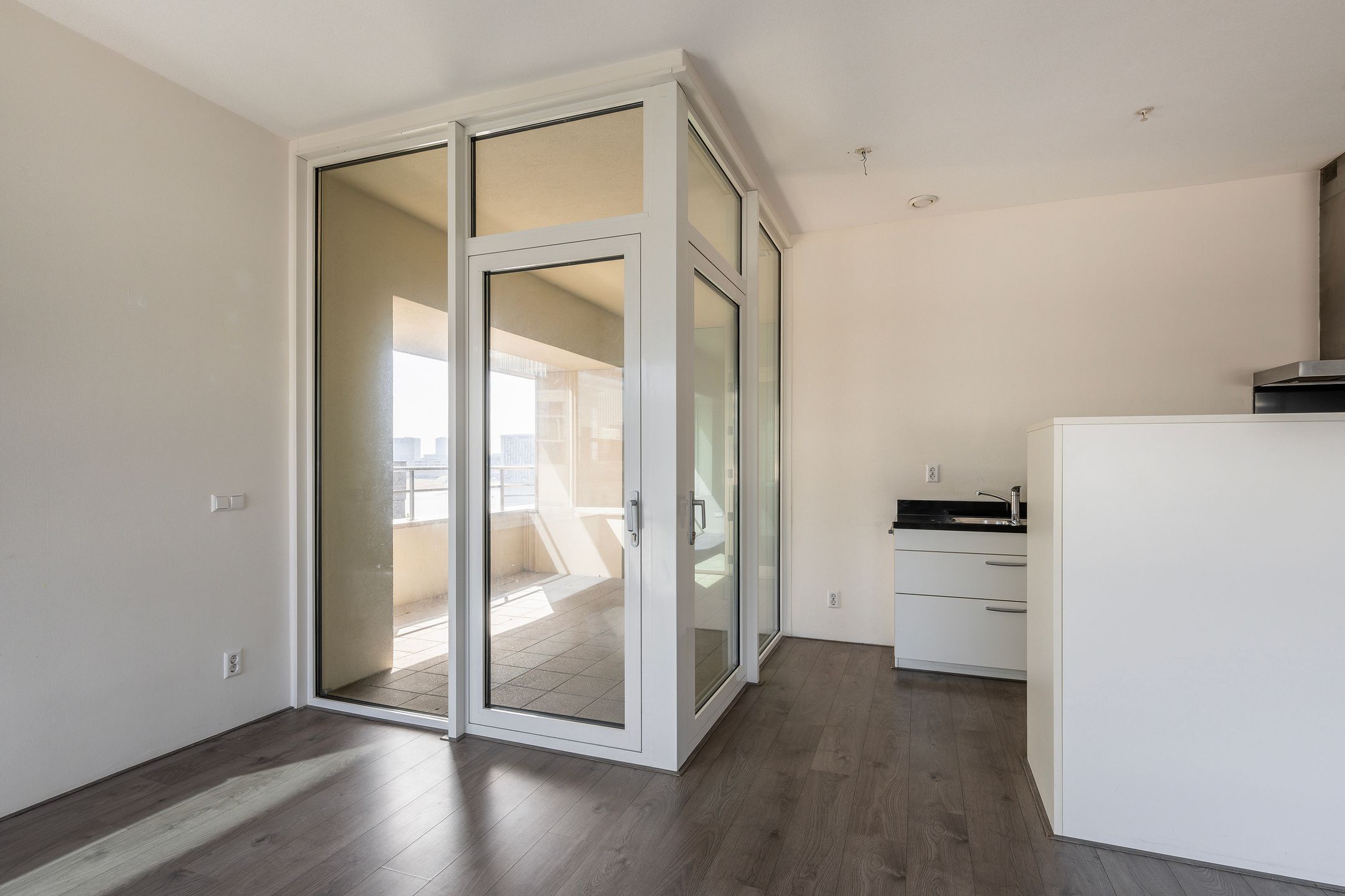 Foto 21 van Van der Hoevenplein 13