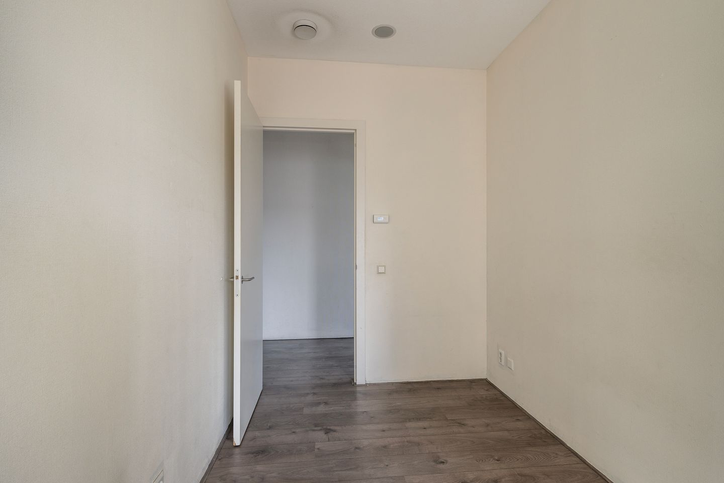 Foto 25 van Van der Hoevenplein 13