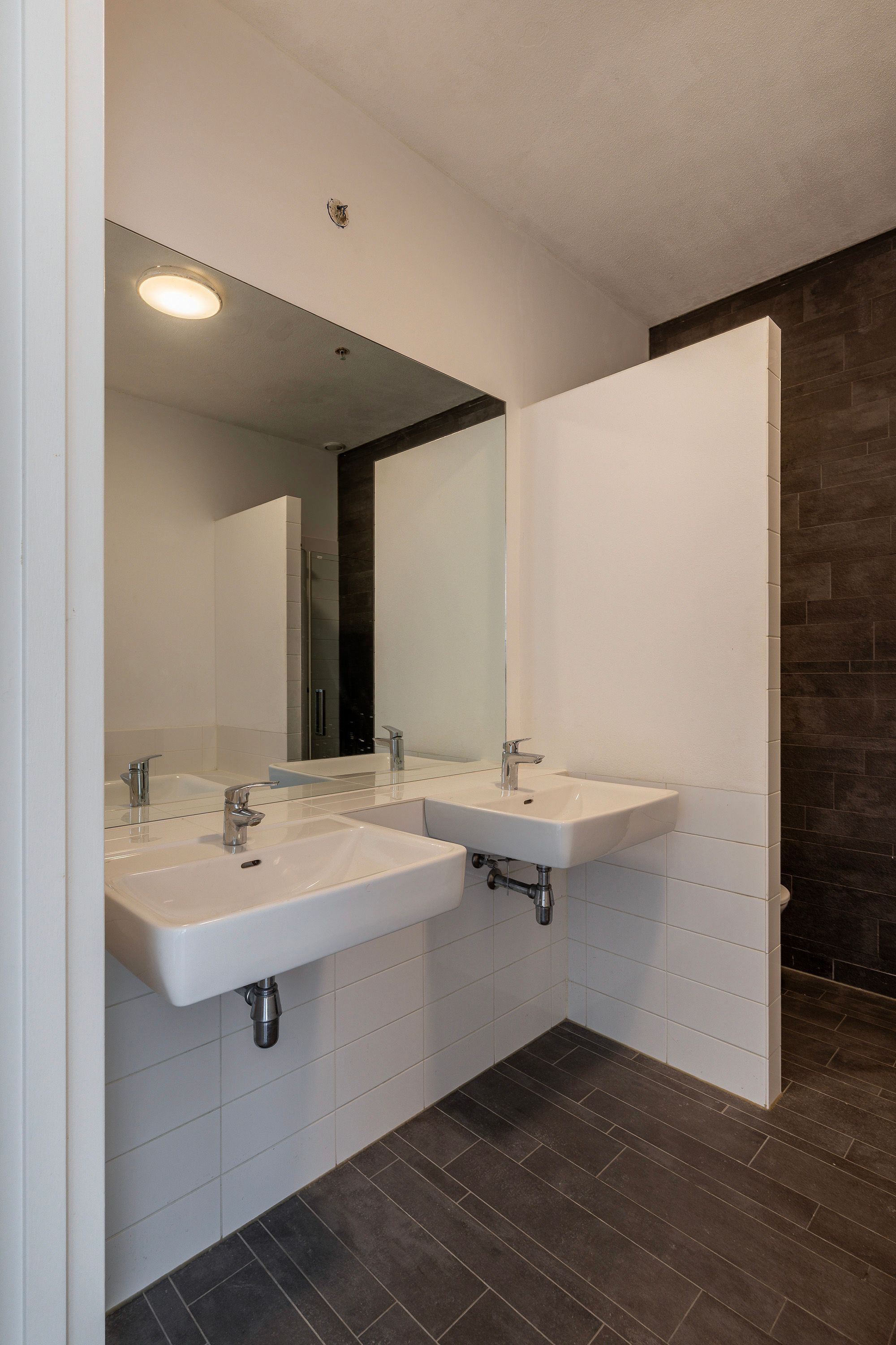 Foto 27 van Van der Hoevenplein 13