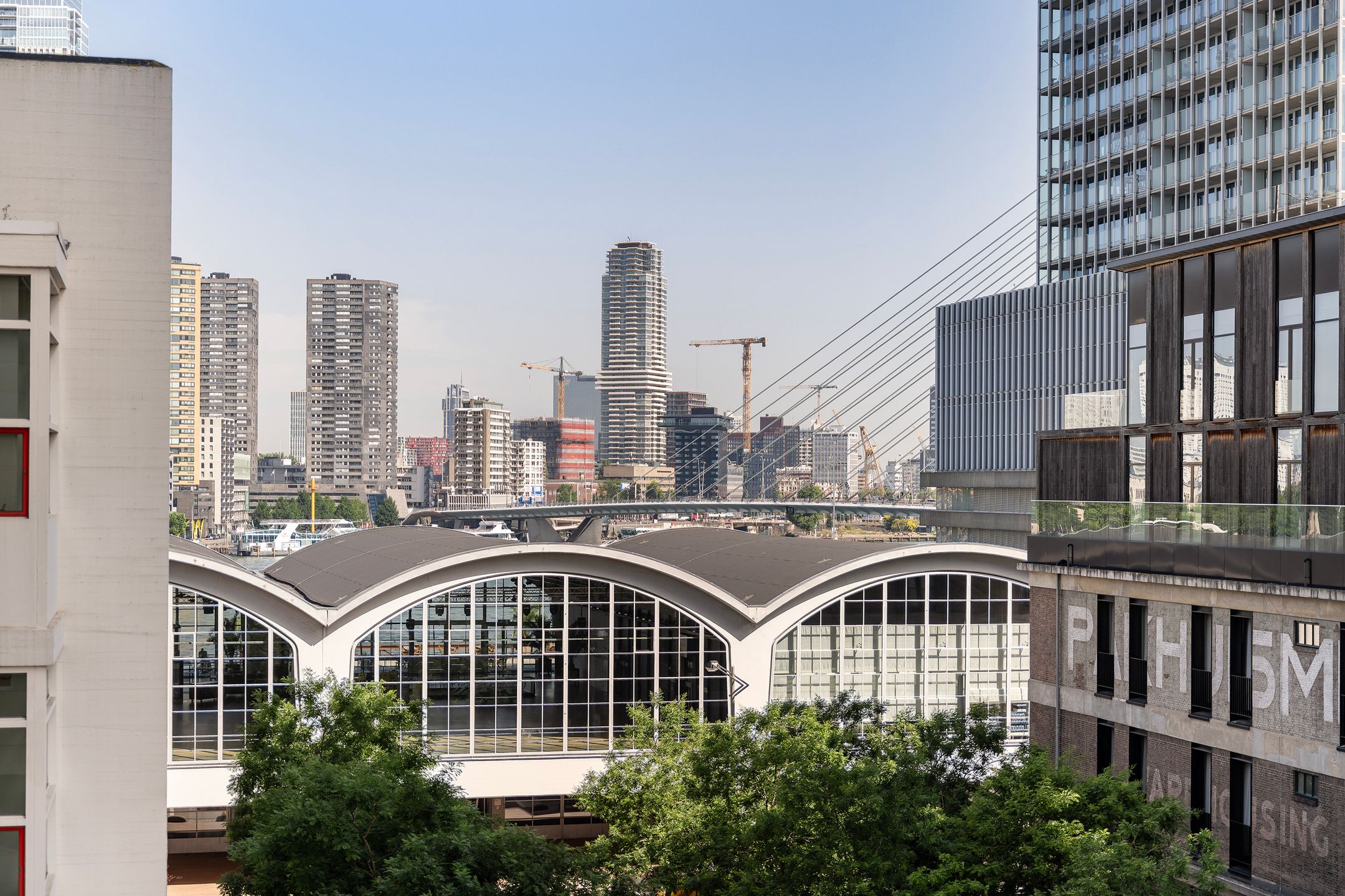 Foto 33 van Van der Hoevenplein 13