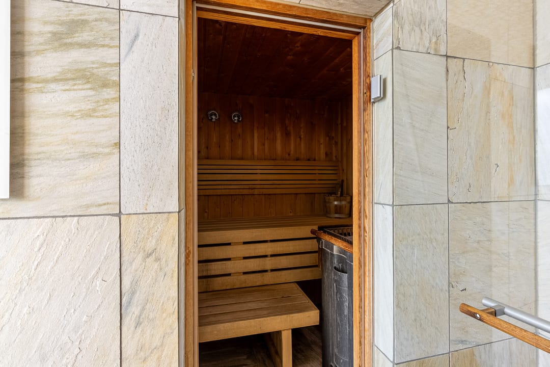 Foto 37 van Van der Hoevenplein 13