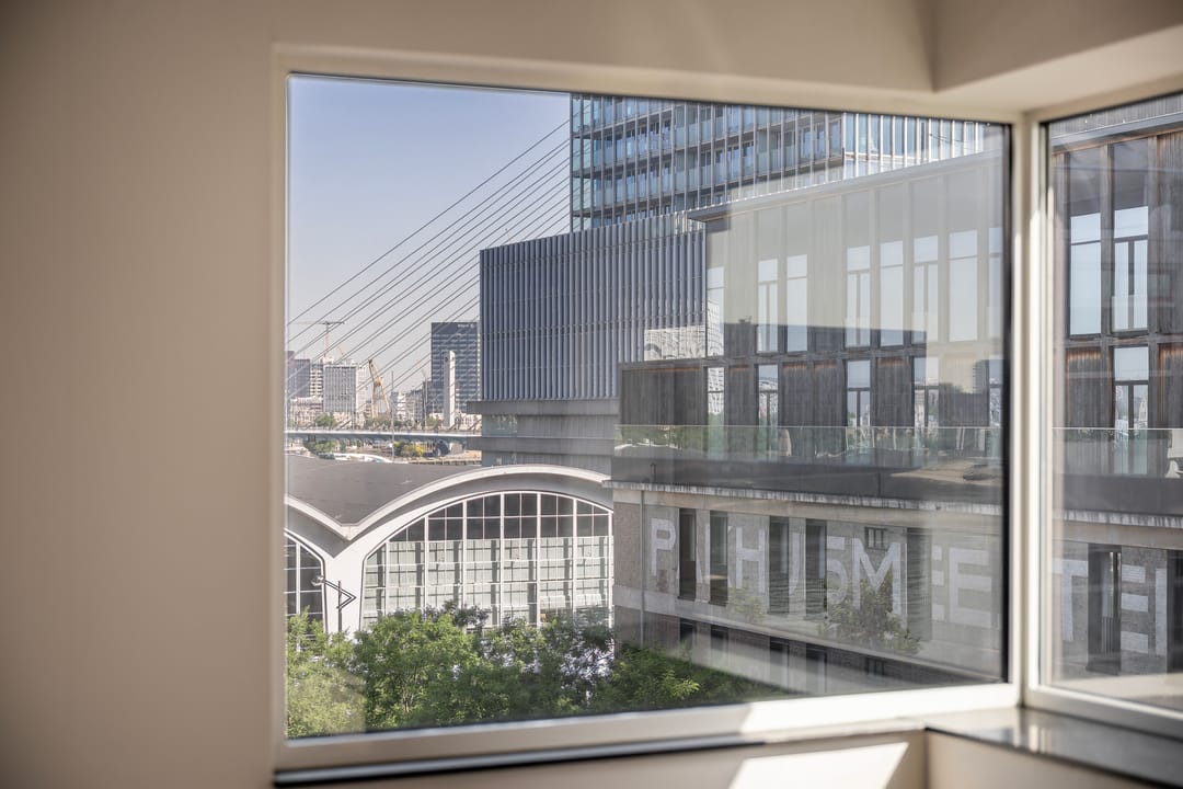 Foto 32 van Van der Hoevenplein 13