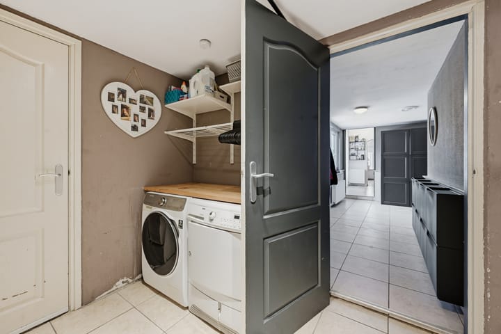 Photo 15 of Eemslandweg 99