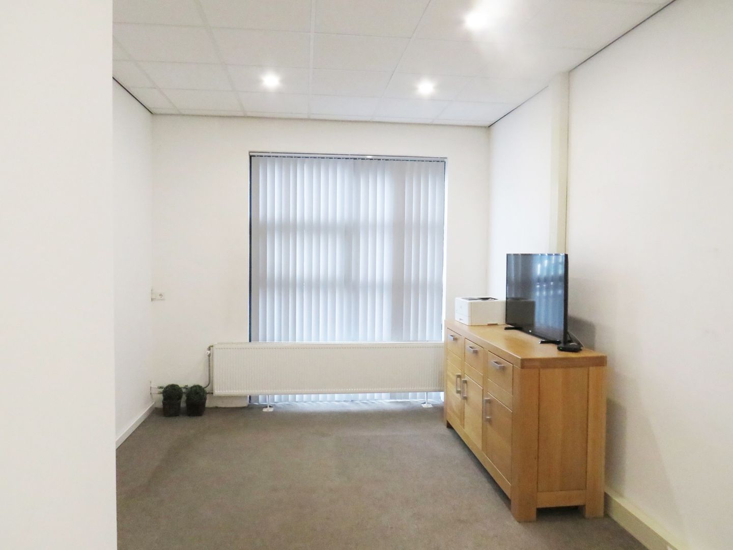 View photo 2 of Nijverheidstraat 43