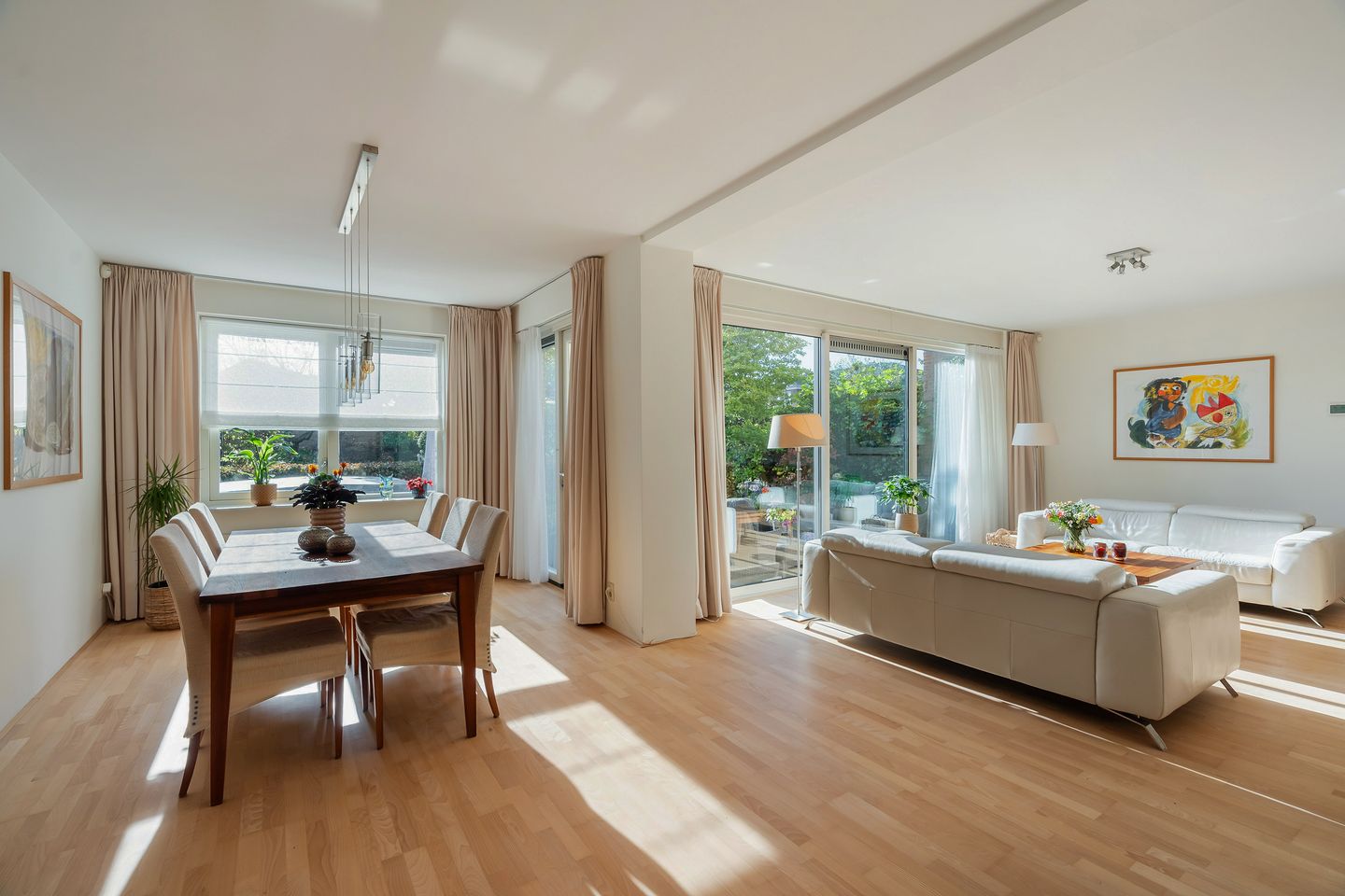 Photo 5 of Turkoois 9