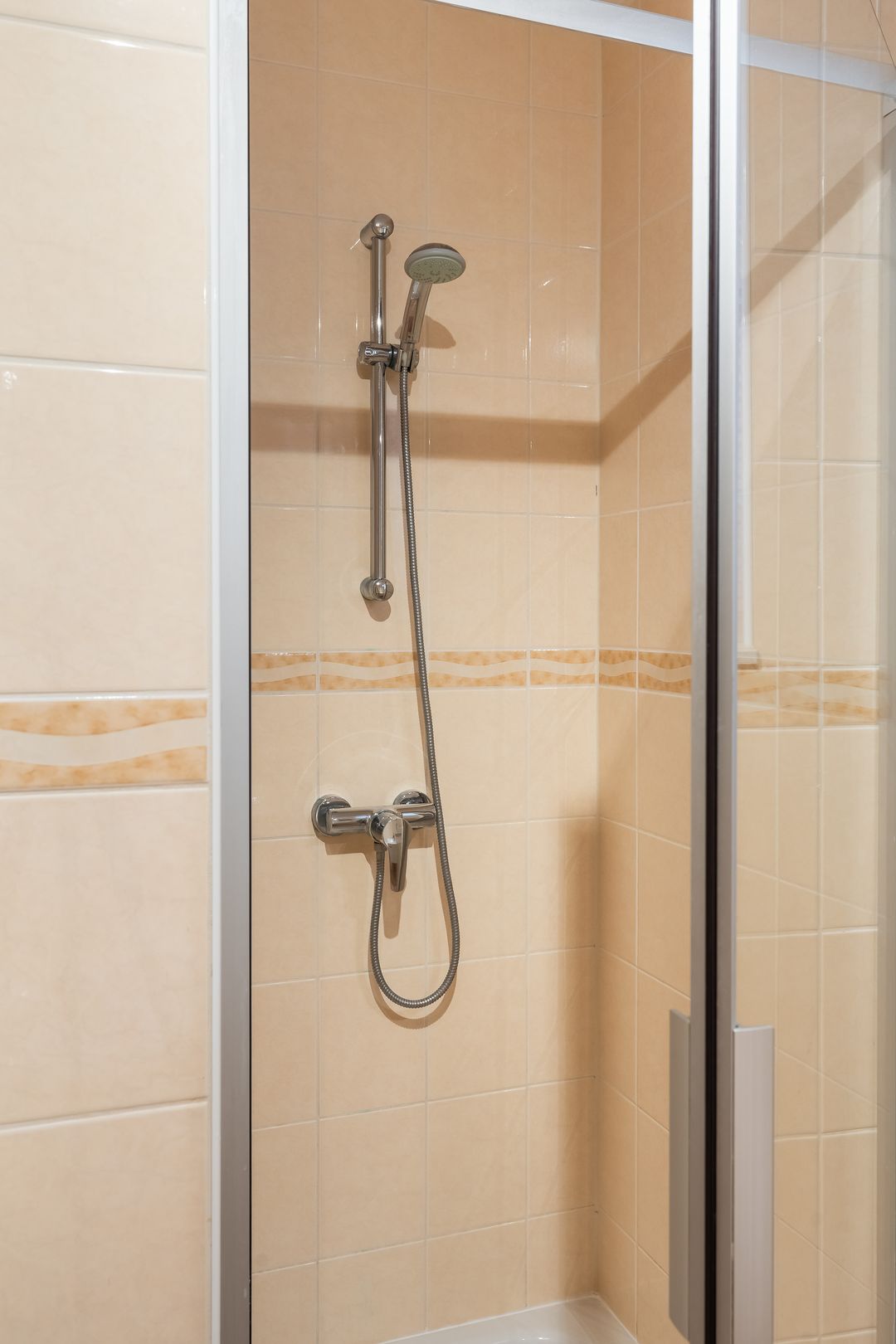 Photo 17 of Turkoois 9