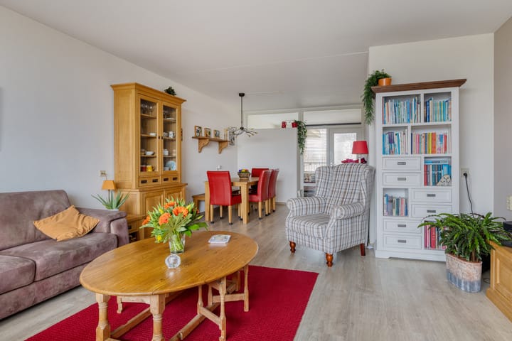 Foto 3 van Hammarskjöldlaan 383