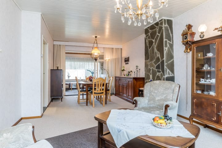 Photo 9 of Burg. Kampsstraat 12